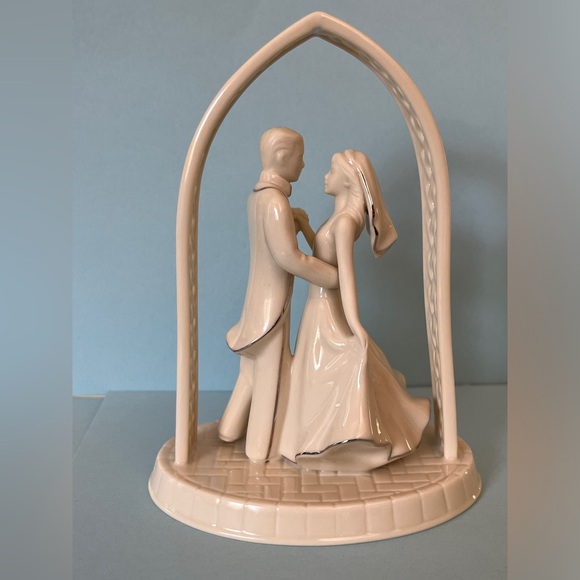LENOX 2001 cis hetero wedding cake topper 🍦🏆 cream & gold - Picture 5 of 8